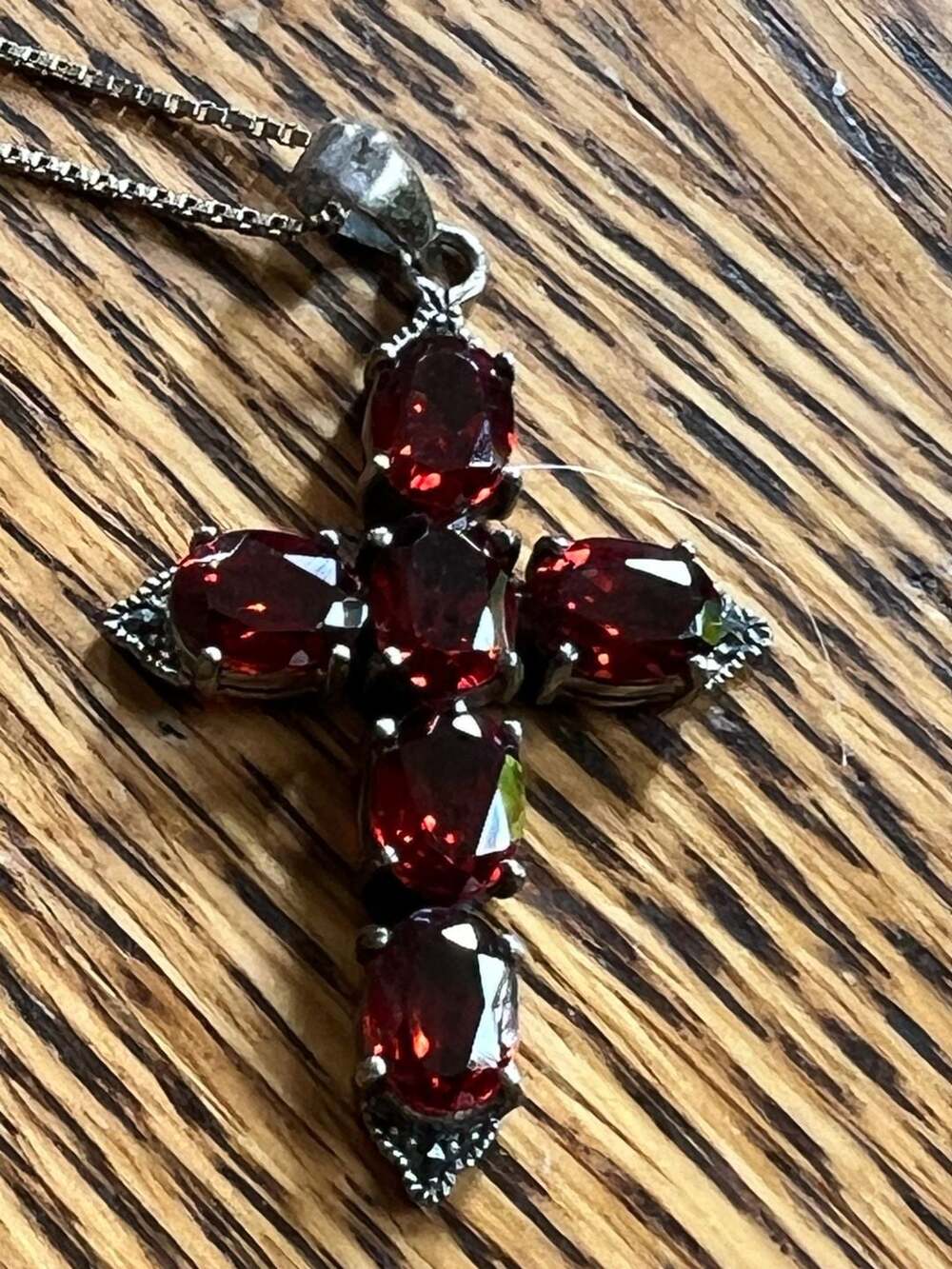 DBJ Vintage Sterling Silver 925 Garnet Oval Cross Pendant Necklace